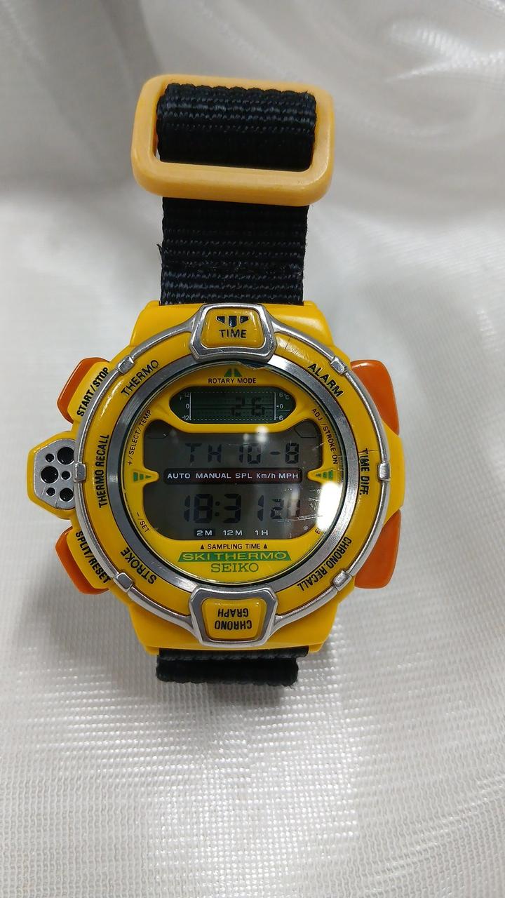SEIKO [NET Exclusive] High-Performance Digital Watch for Winter Sports SKI THERMO (S820-6000)