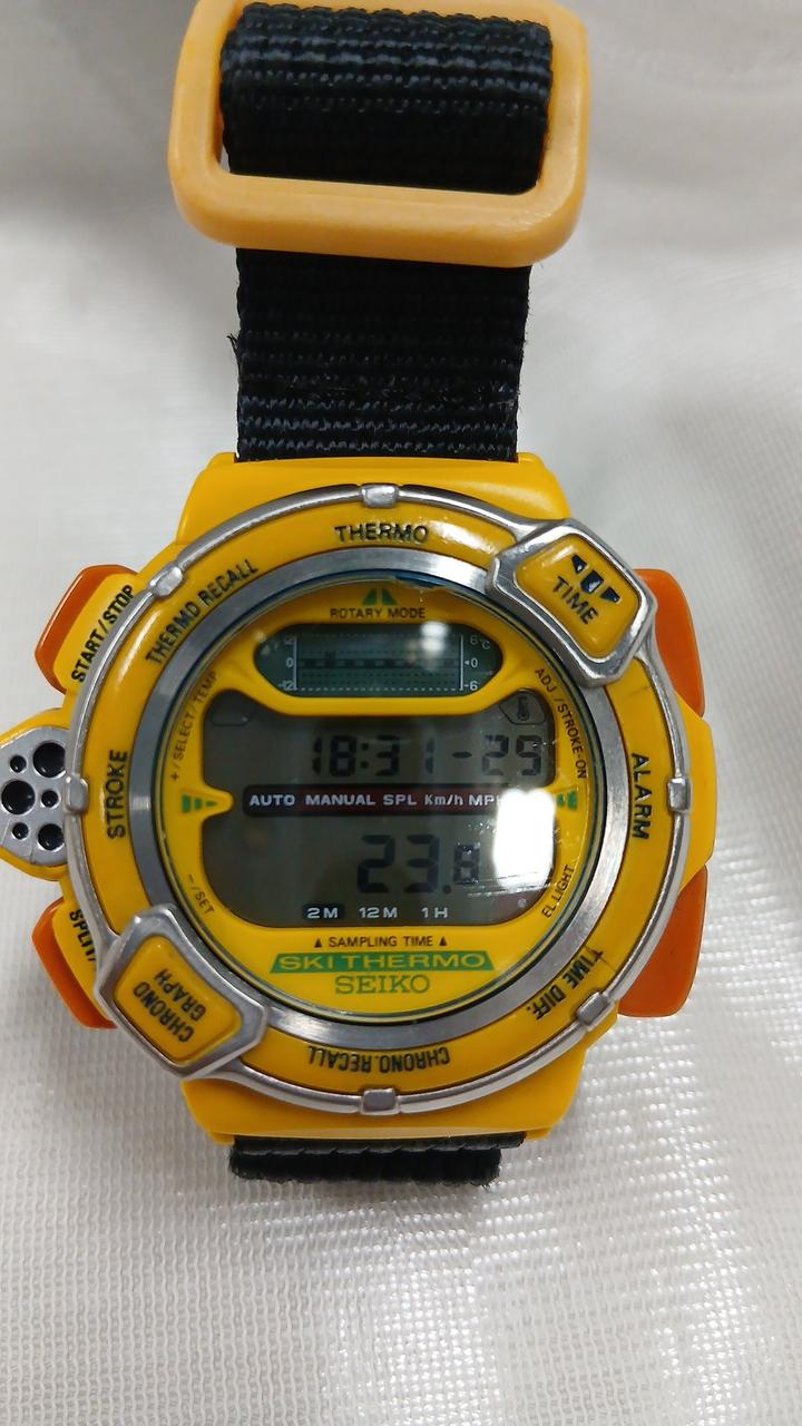 SEIKO [NET Exclusive] High-Performance Digital Watch for Winter Sports SKI THERMO (S820-6000)