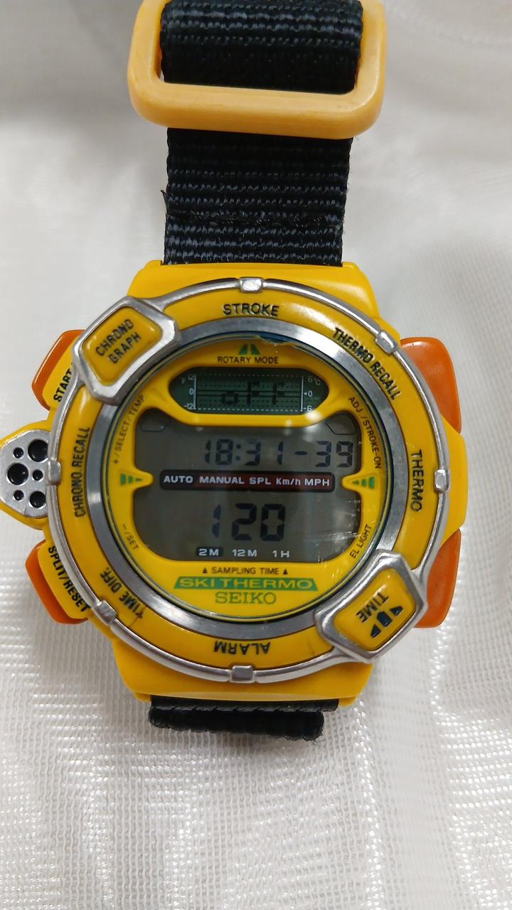 SEIKO [NET Exclusive] High-Performance Digital Watch for Winter Sports SKI THERMO (S820-6000)