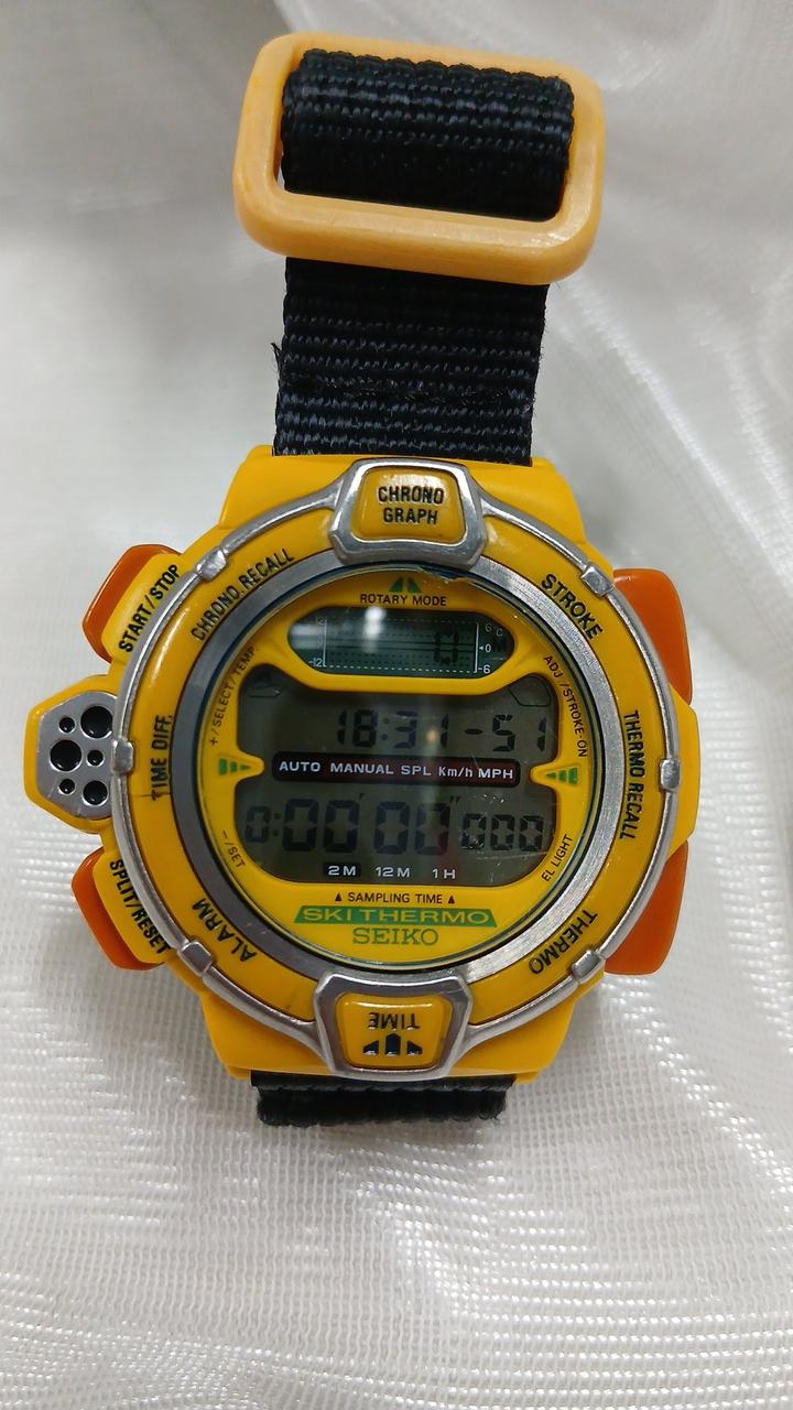 SEIKO [NET Exclusive] High-Performance Digital Watch for Winter Sports SKI THERMO (S820-6000)