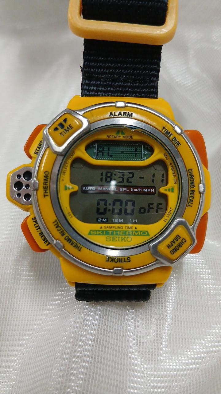 SEIKO [NET Exclusive] High-Performance Digital Watch for Winter Sports SKI THERMO (S820-6000)