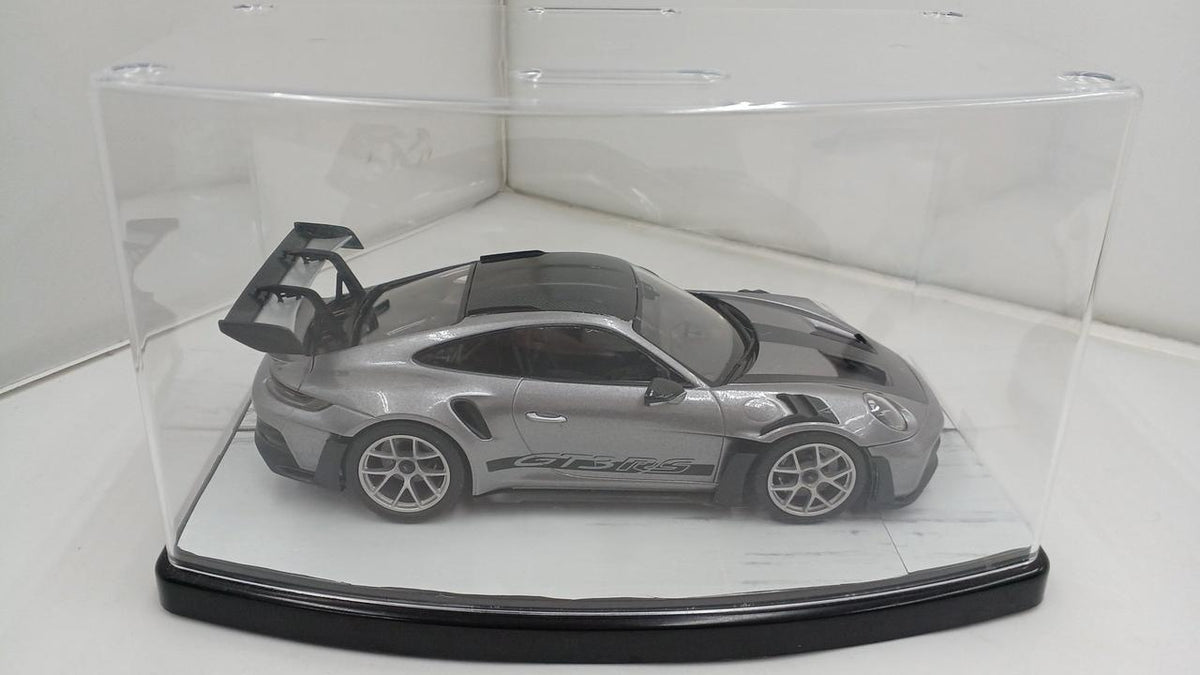 Tamiya Porsche 911 GT3 RS "Pre-painted Plastic Model"