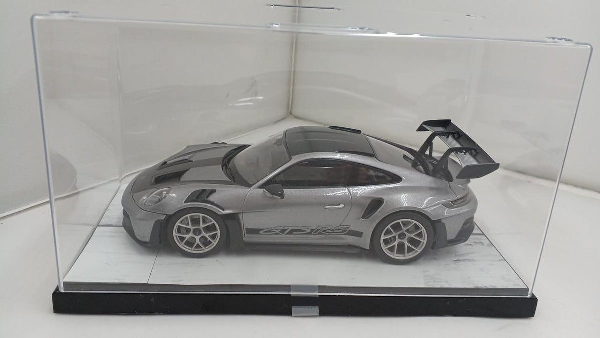 Tamiya Porsche 911 GT3 RS "Pre-painted Plastic Model"