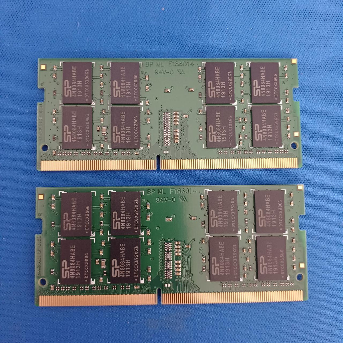 SP Memory for Notebook PCs / DDR4-2400 CL17 DDR4-2400 CL17