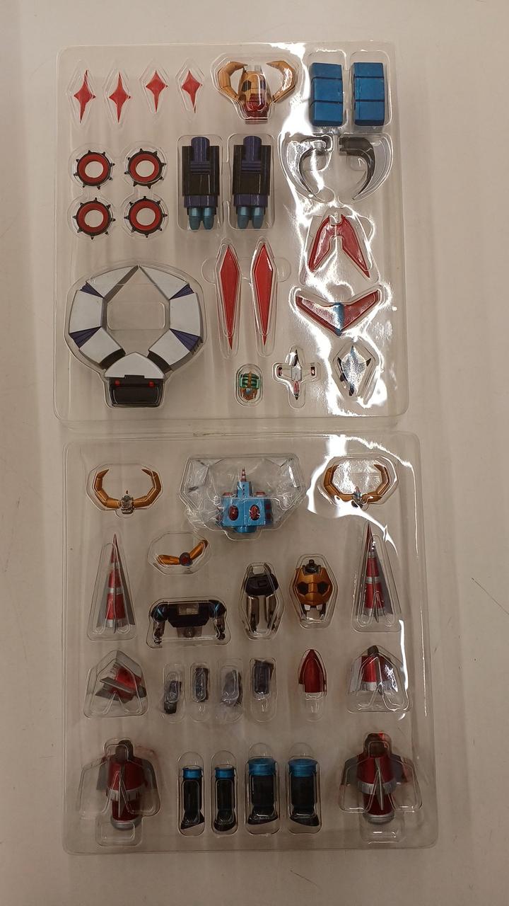 BANDAI Chogokin Soul Daiku Maryu Gaiking GX-05R Daiku Maryu Gaiking Repainted Version - Banzai Thrifting | BanzaiHobby