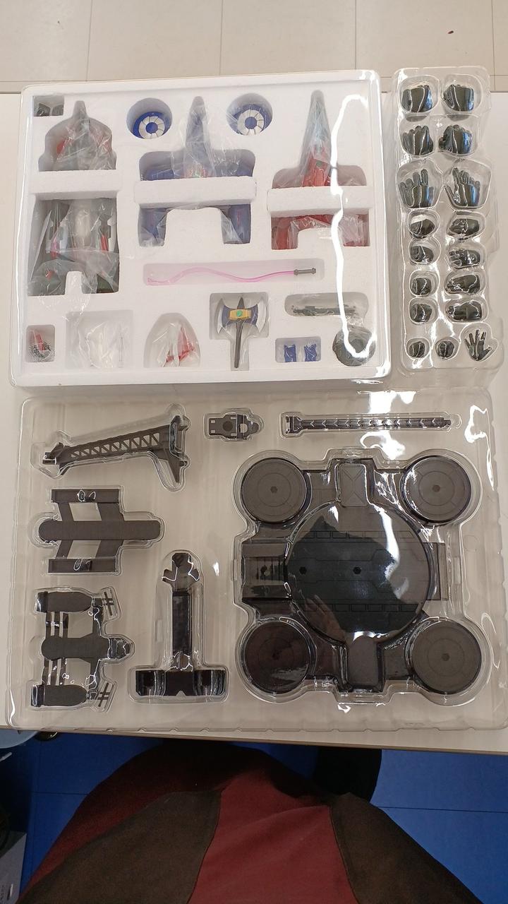 BANDAI Getter Robo Go (GO) Chogokin Soul GX-96 Getter Robo Go - Banzai Thrifting | BanzaiHobby