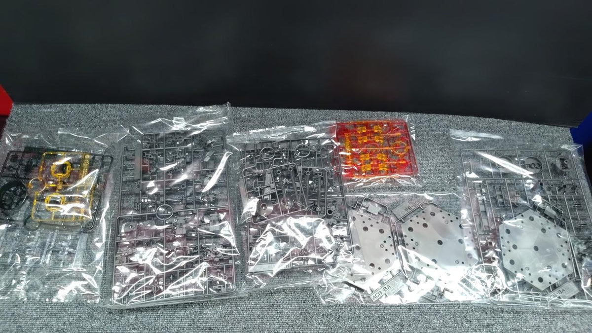 BANDAI Gunpla Zeong Gundam Base Limited 1/144 RG MSN-02 Clear Color