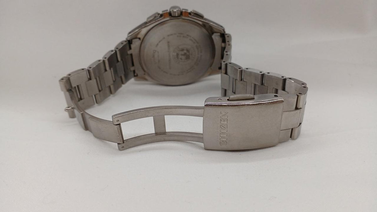 CITIZEN Solar Wristwatch AT8040-57E