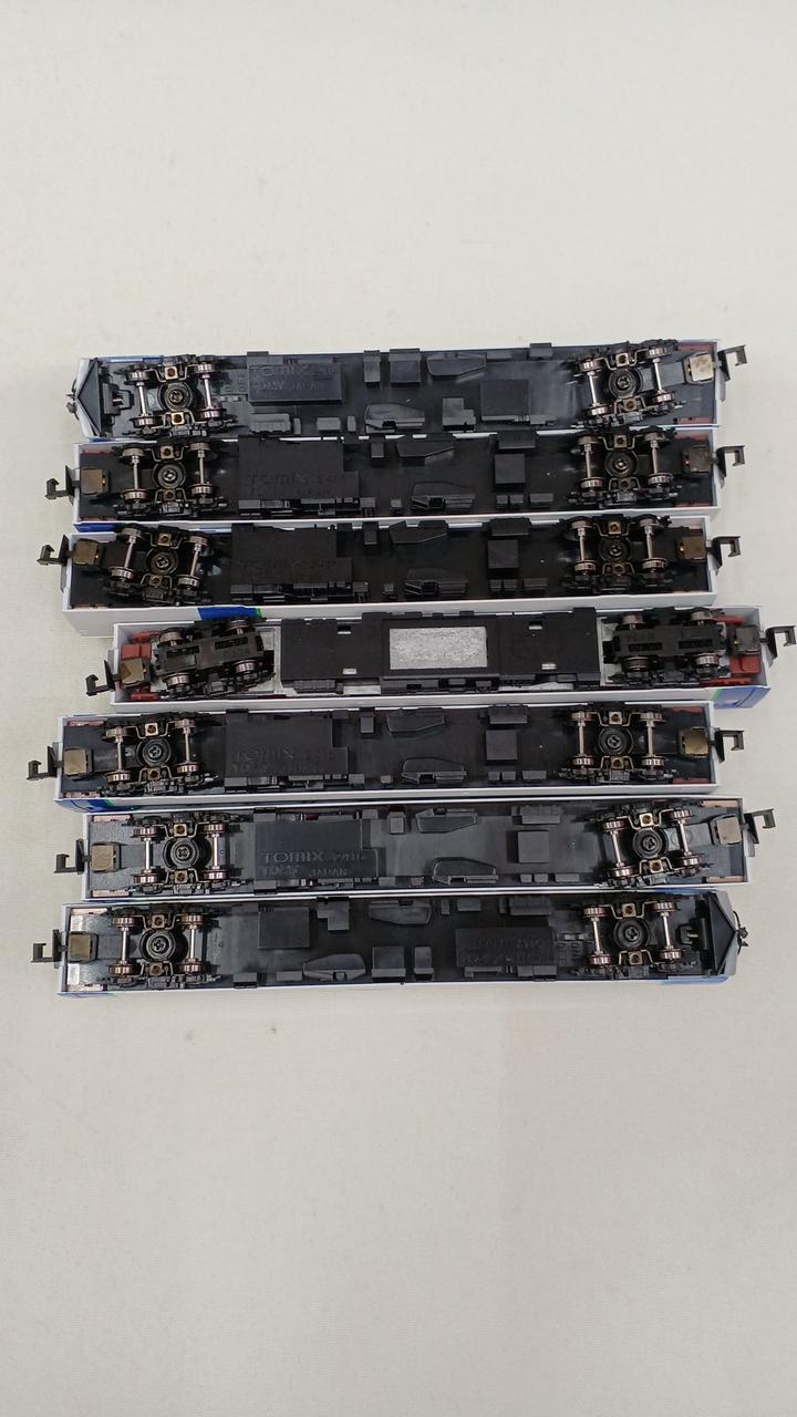 TOMIX JR KiHa 183 2550 Series Limited Express Diesel Car (Hokuto) Basic Set