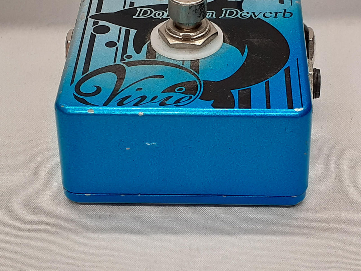 VIVIE Effects pedal: DOLPHIN DEVERB - Banzai Thrifting | BanzaiHobby