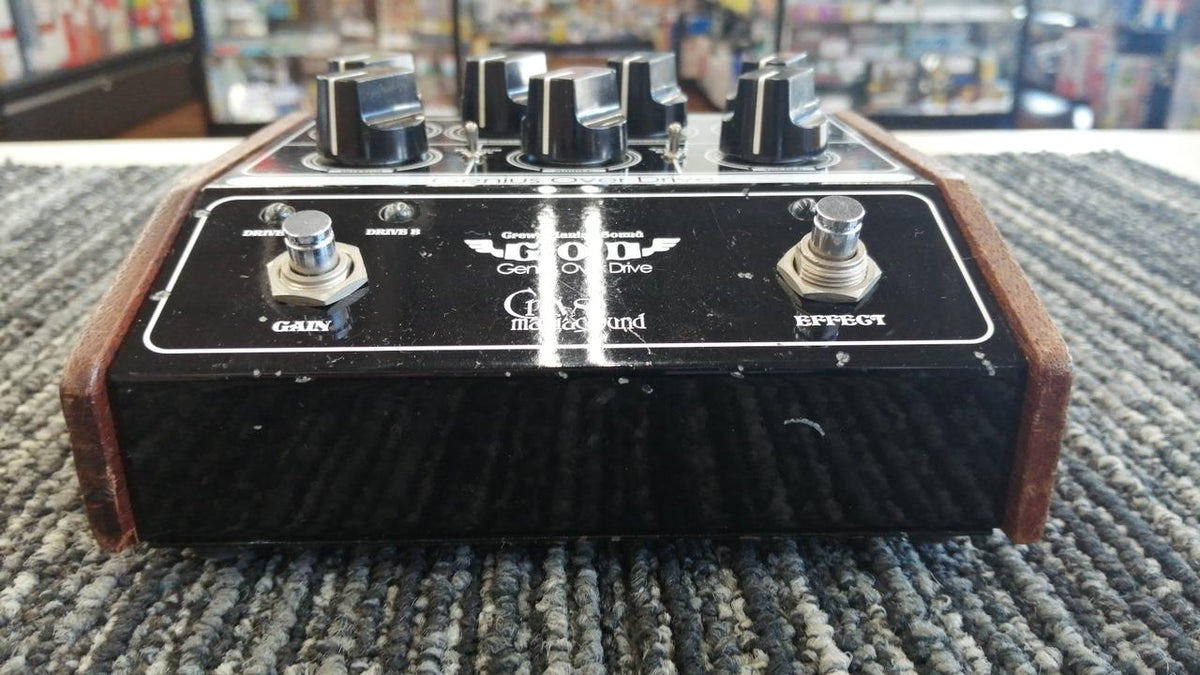 CREWS MANIAC SOUND Effects pedal: GENIUS OVER DRIVE - Banzai Thrifting | BanzaiHobby