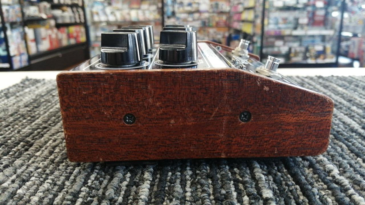 CREWS MANIAC SOUND Effects pedal: GENIUS OVER DRIVE - Banzai Thrifting | BanzaiHobby