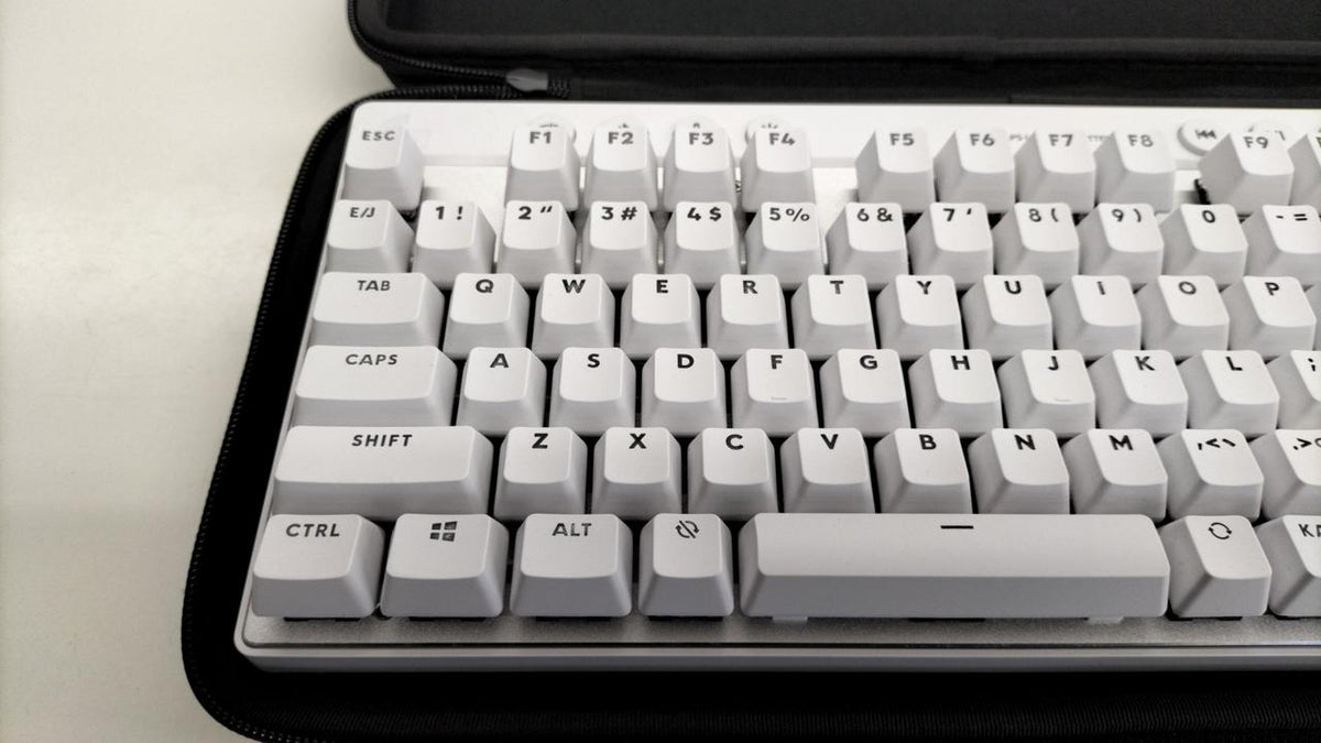 LOGICOOL Gaming Keyboard PRO X TKL LIGHTSPEED - Banzai Thrifting | BanzaiHobby