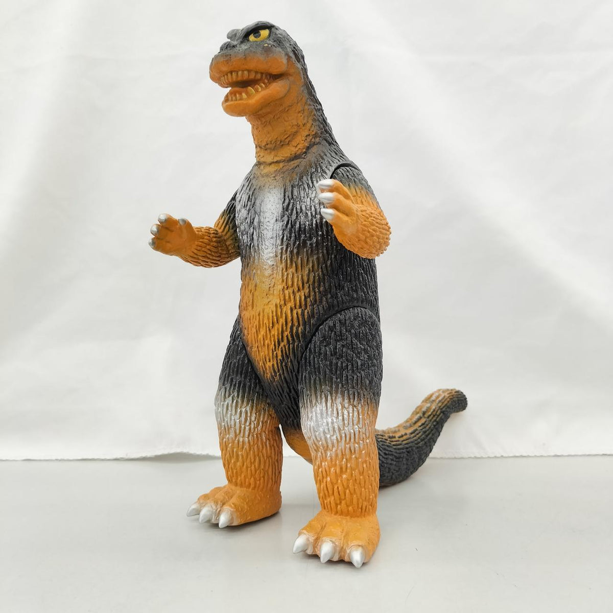 Gigabrain Monster Soft Vinyl Godzilla - Banzai Thrifting | BanzaiHobby