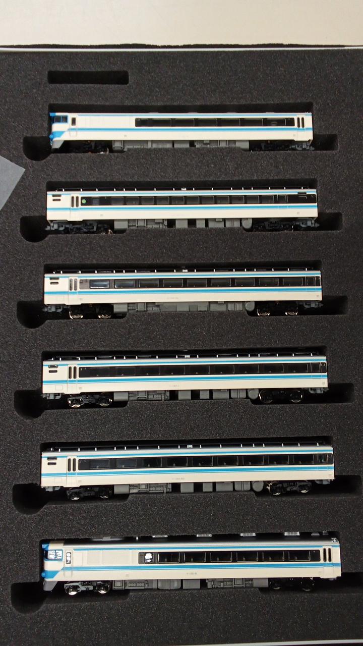 Tomix Scale: KiHa 181 Series Limited Express Diesel Car - Banzai Thrifting | BanzaiHobby
