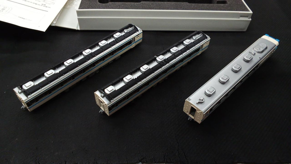 Tomix Scale: KiHa 181 Series Limited Express Diesel Car - Banzai Thrifting | BanzaiHobby