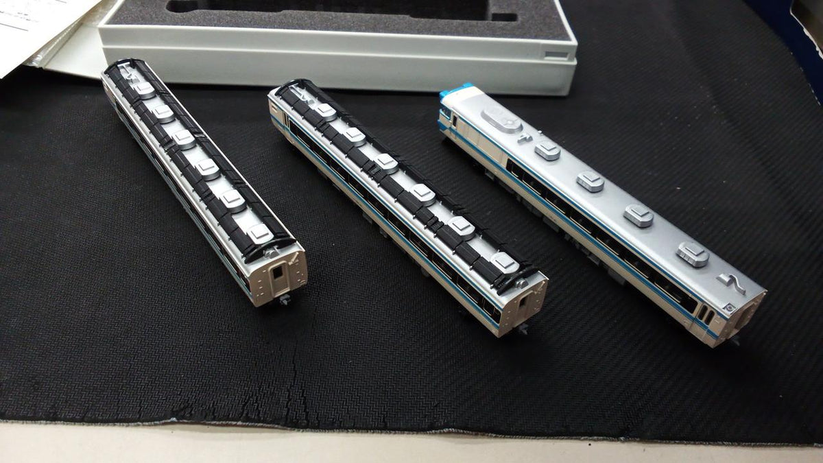 Tomix Scale: KiHa 181 Series Limited Express Diesel Car - Banzai Thrifting | BanzaiHobby