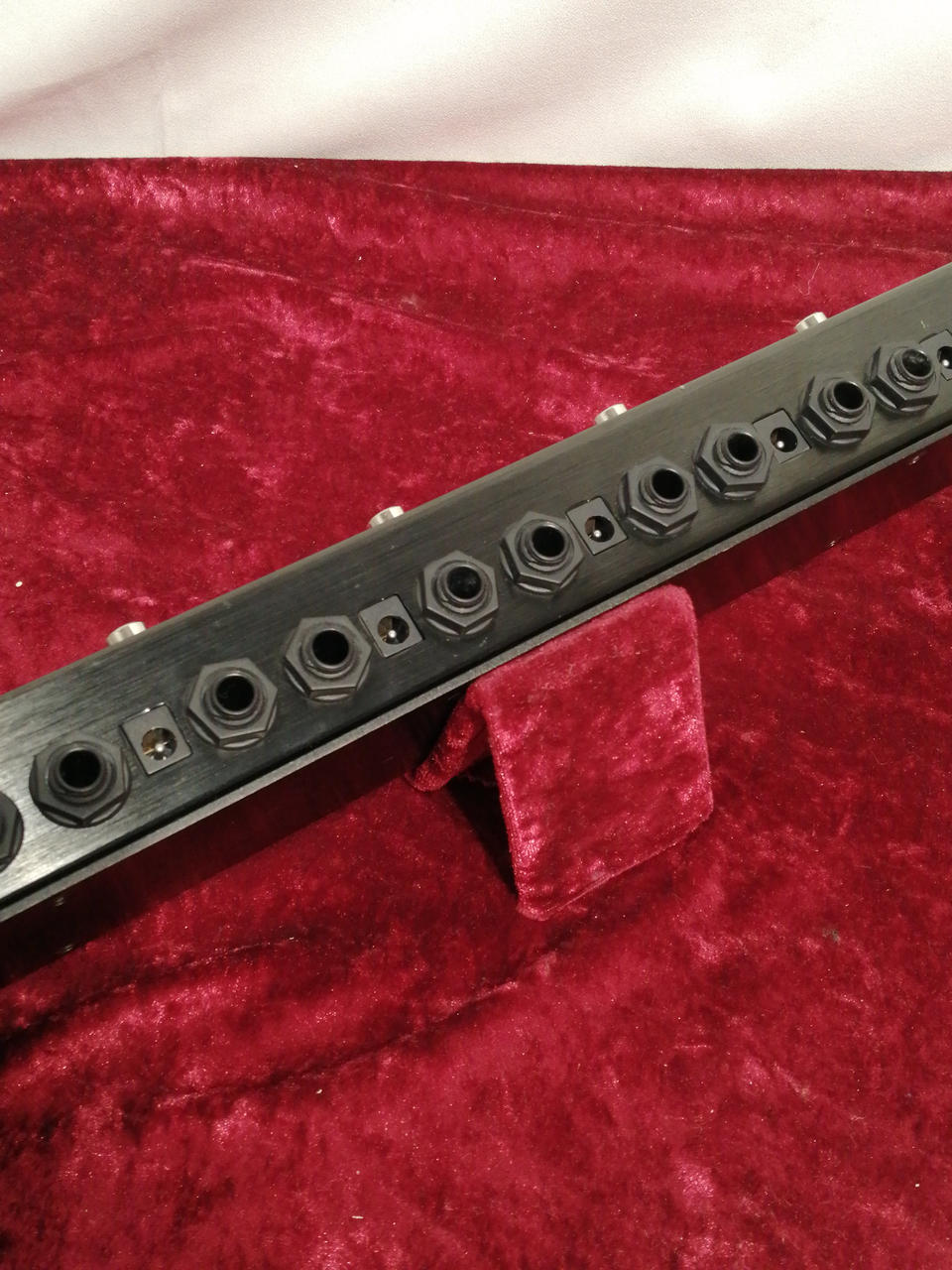 ONE CONTROL Switcher Chamaeleo Tail Loop MKII - Banzai Thrifting | BanzaiHobby