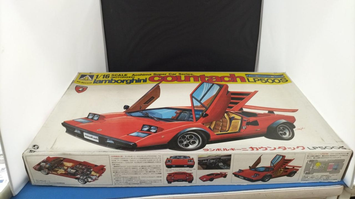 Aoshima Lamborghini Countach LP5005 1/16 Scale Plastic Model - Banzai Thrifting | BanzaiHobby