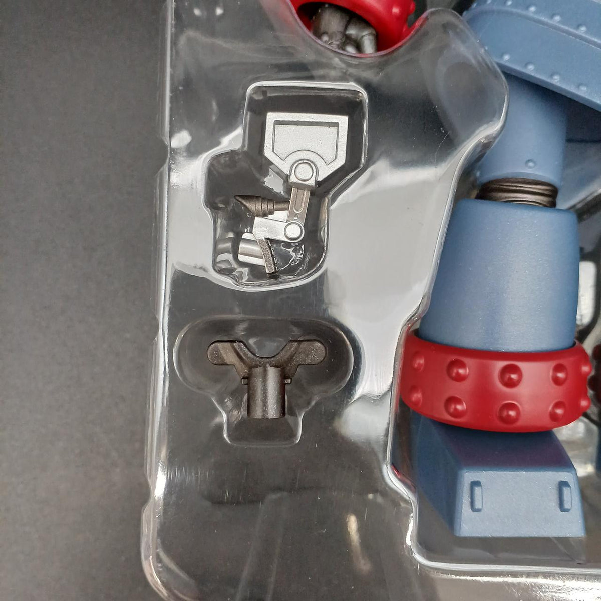 BANDAI Super Robot Chogokin Giant Robo THE ANIMATION VERSION - Banzai Thrifting | BanzaiHobby