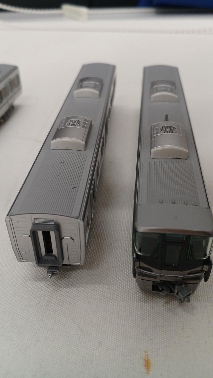 KATO N Gauge 10-1900 225 Series 100/700 Series New Rapid A Seat - Banzai Thrifting | BanzaiHobby