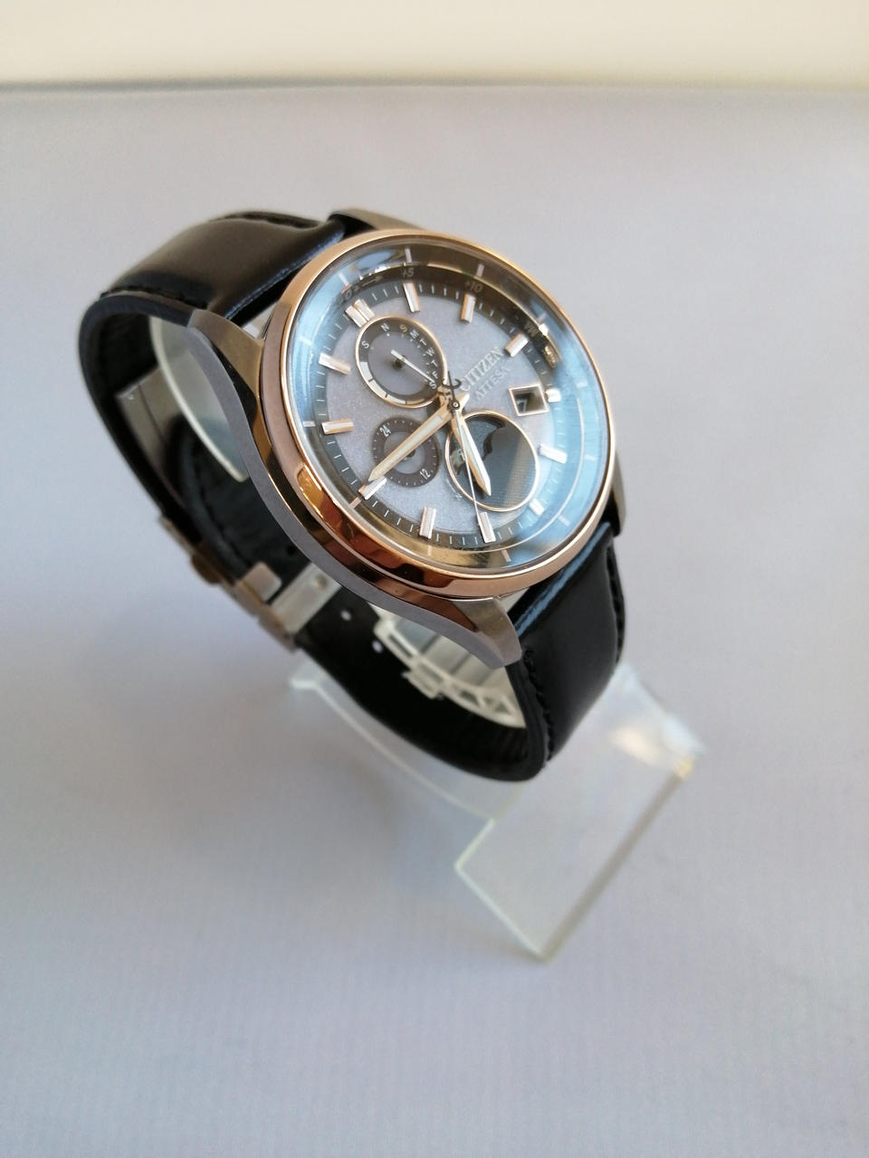 CITIZEN Eco-Drive Wristwatch H874-005HK04 - Banzai Thrifting | BanzaiHobby