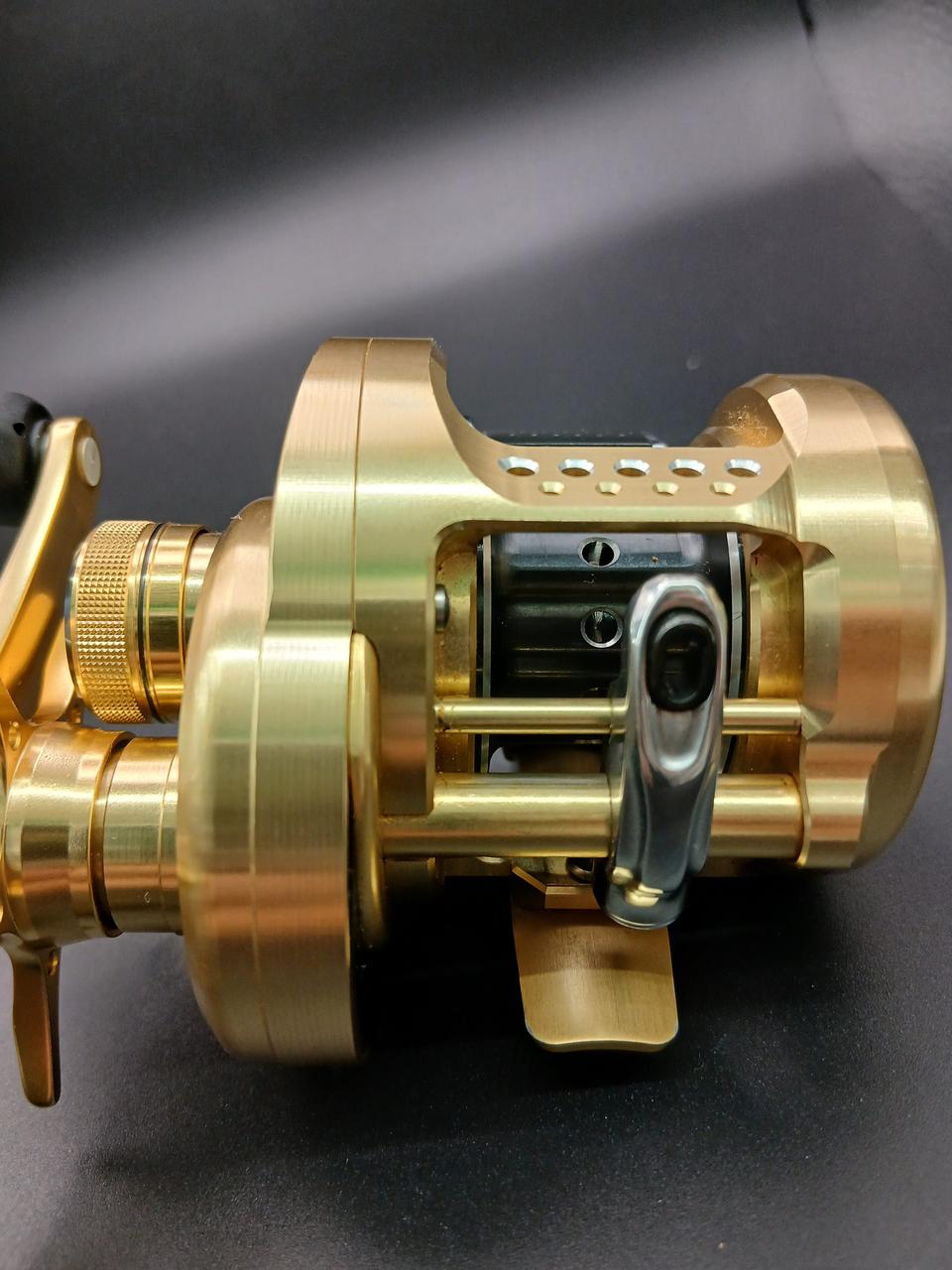 SHIMANO Baitcasting Reel Calcutta Conquest 100HG - Banzai Thrifting | BanzaiHobby