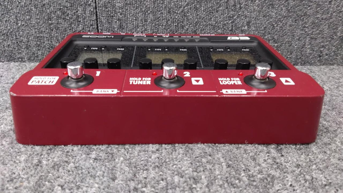 ZOOM Multi-Effects Pedal B3 - Banzai Thrifting | BanzaiHobby
