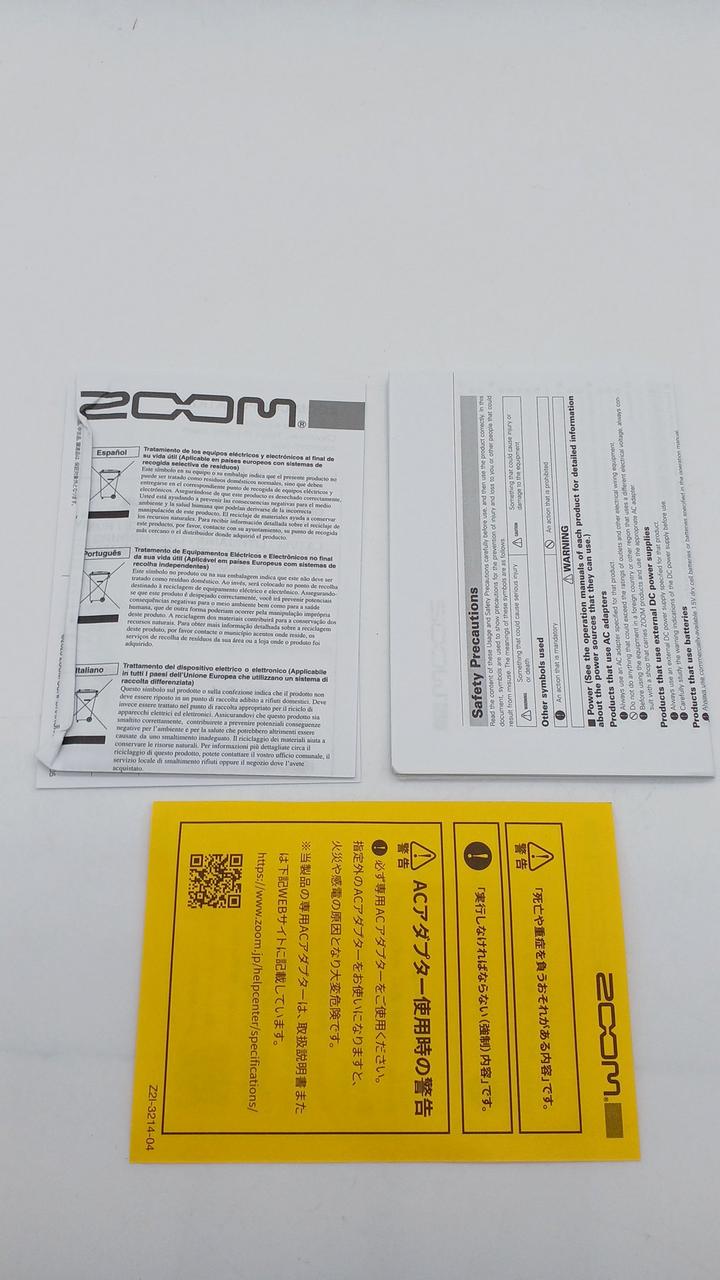 ZOOM Multi-Effects Pedal MS-70CDR+ - Banzai Thrifting | BanzaiHobby