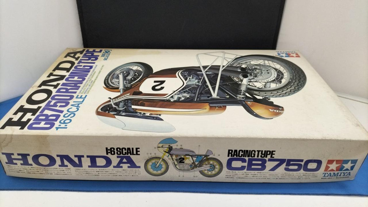 Tamiya HONDA CB750 RACING Type Big Scale Plastic Model - Banzai Thrifting | BanzaiHobby