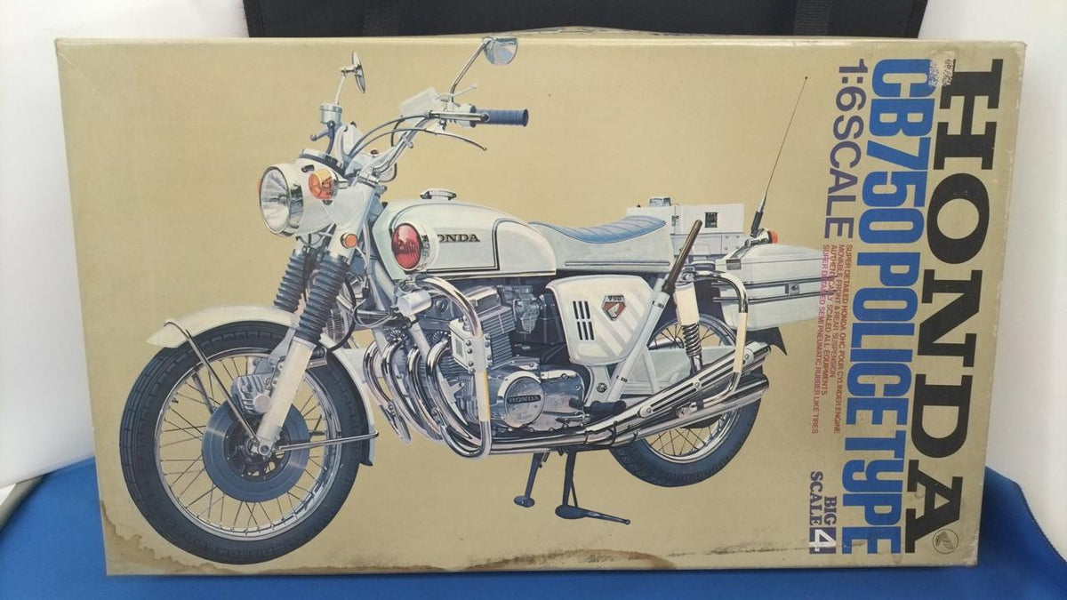 Tamiya HONDA CB750 POLICETYPE Big Scale Plastic Model - Banzai Thrifting | BanzaiHobby