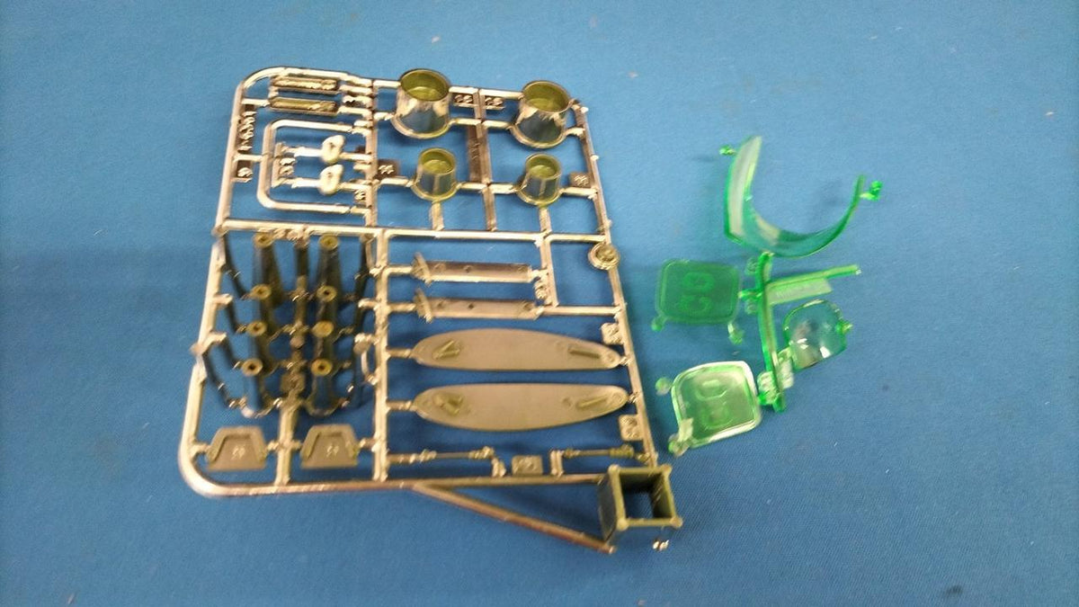 REVELL MCLAPPER Plastic Model - Banzai Thrifting | BanzaiHobby