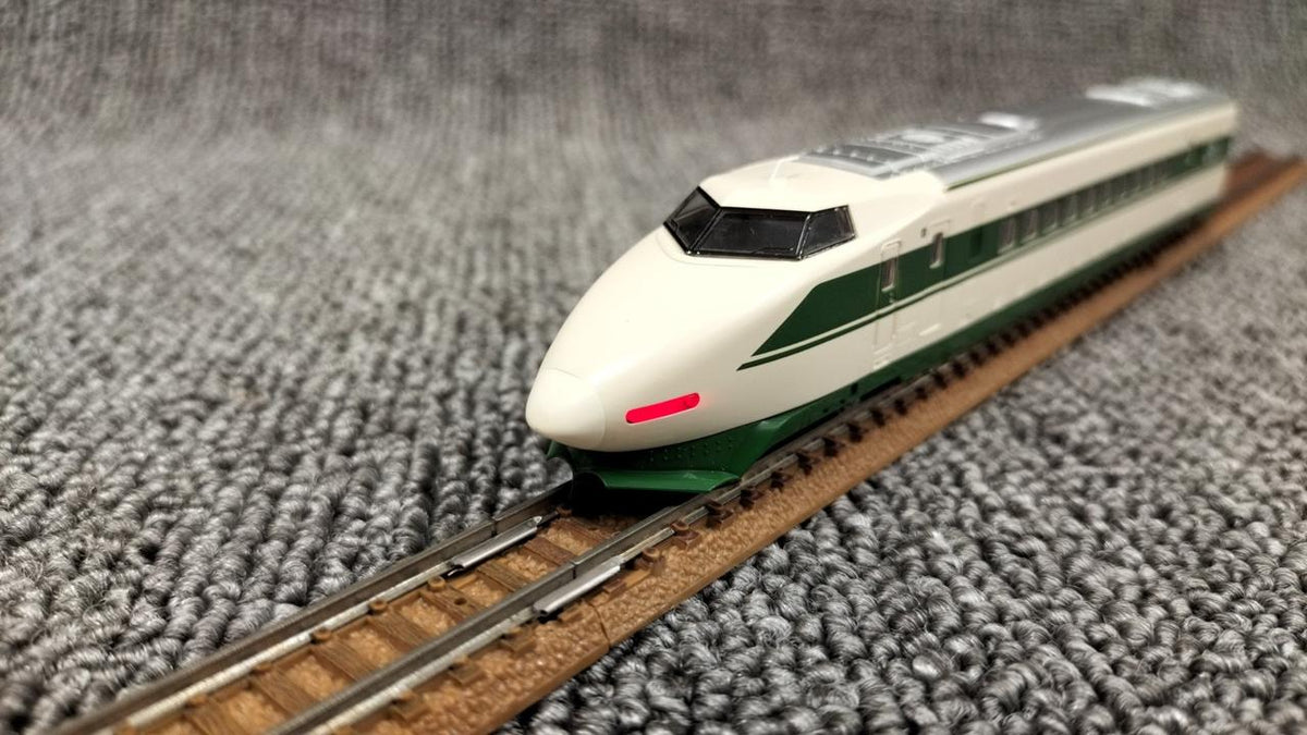 TOMIX N Gauge Set 200 Series Tohoku Shinkansen Basic + Add-on 16-Car Set - Banzai Thrifting | BanzaiHobby