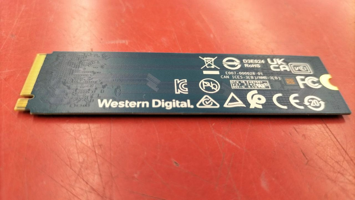 WESTERN DIGITAL M.2 SSD 1TB WD BLUE SN570 - Banzai Thrifting | BanzaiHobby