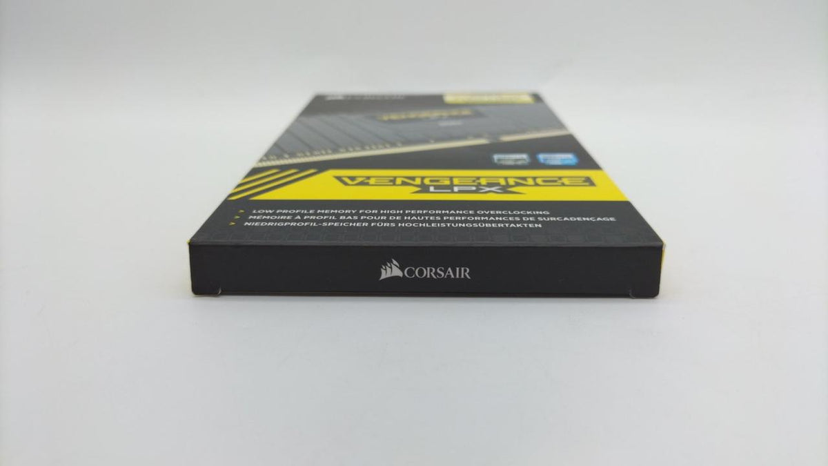 VENGEANCE PC Memory CMK16GX4M2D3600C18 - Banzai Thrifting | BanzaiHobby
