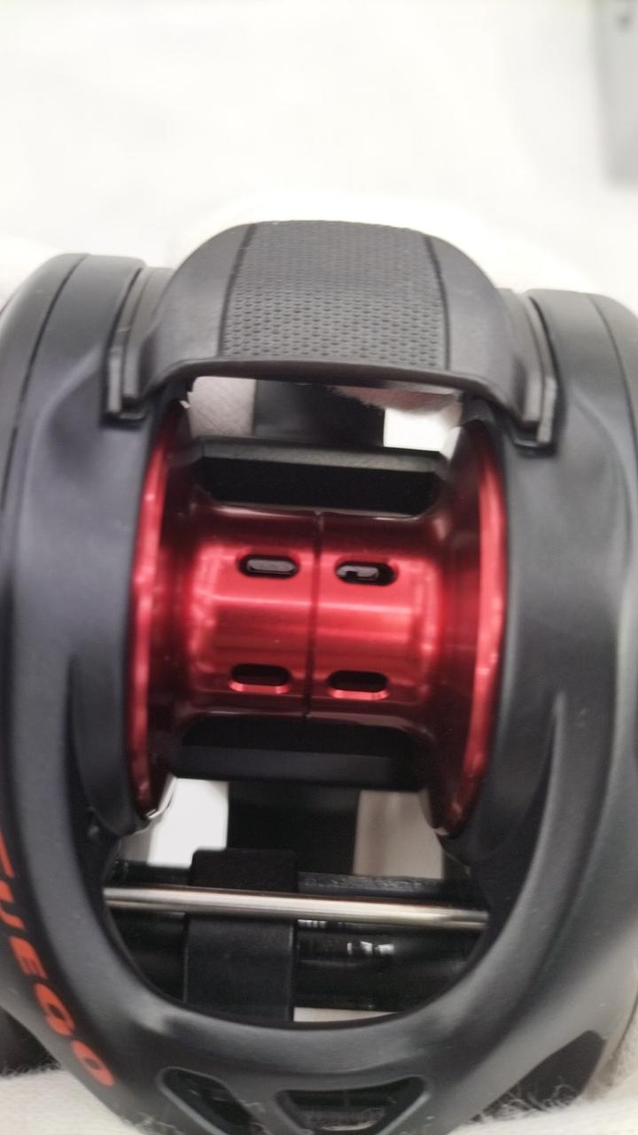 DAIWA Baitcasting Reel FUEGO CT100HS - Banzai Thrifting | BanzaiHobby