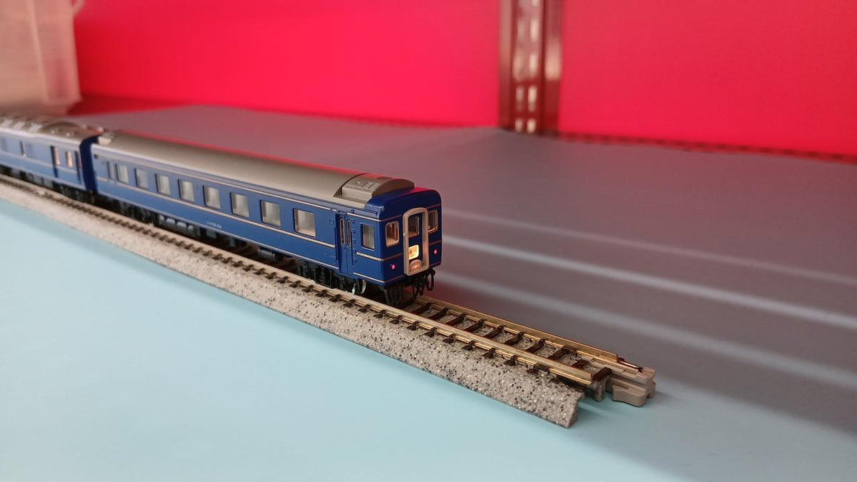 TOMIX JR 24 Series 25 Limited Express Sleeper Passenger Car (Asakaze Specification) 92607 - Banzai Thrifting | BanzaiHobby