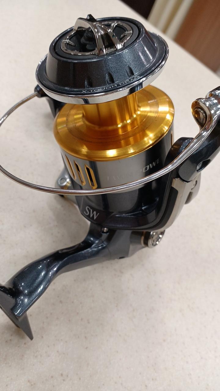 SHIMANO Spinning Reel 15 Twin Power SW8000HG - Banzai Thrifting | BanzaiHobby