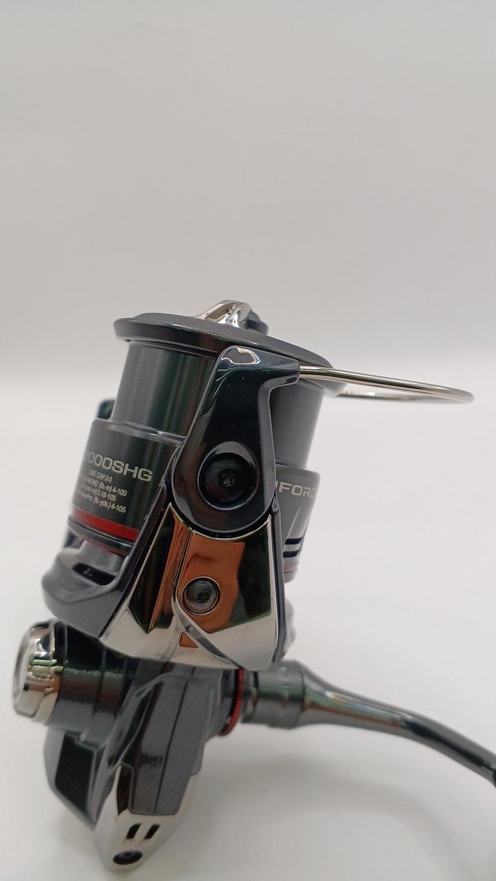 SHIMANO Spinning Reel 24 VANFORD C2000SHG-A 047021 - Banzai Thrifting | BanzaiHobby