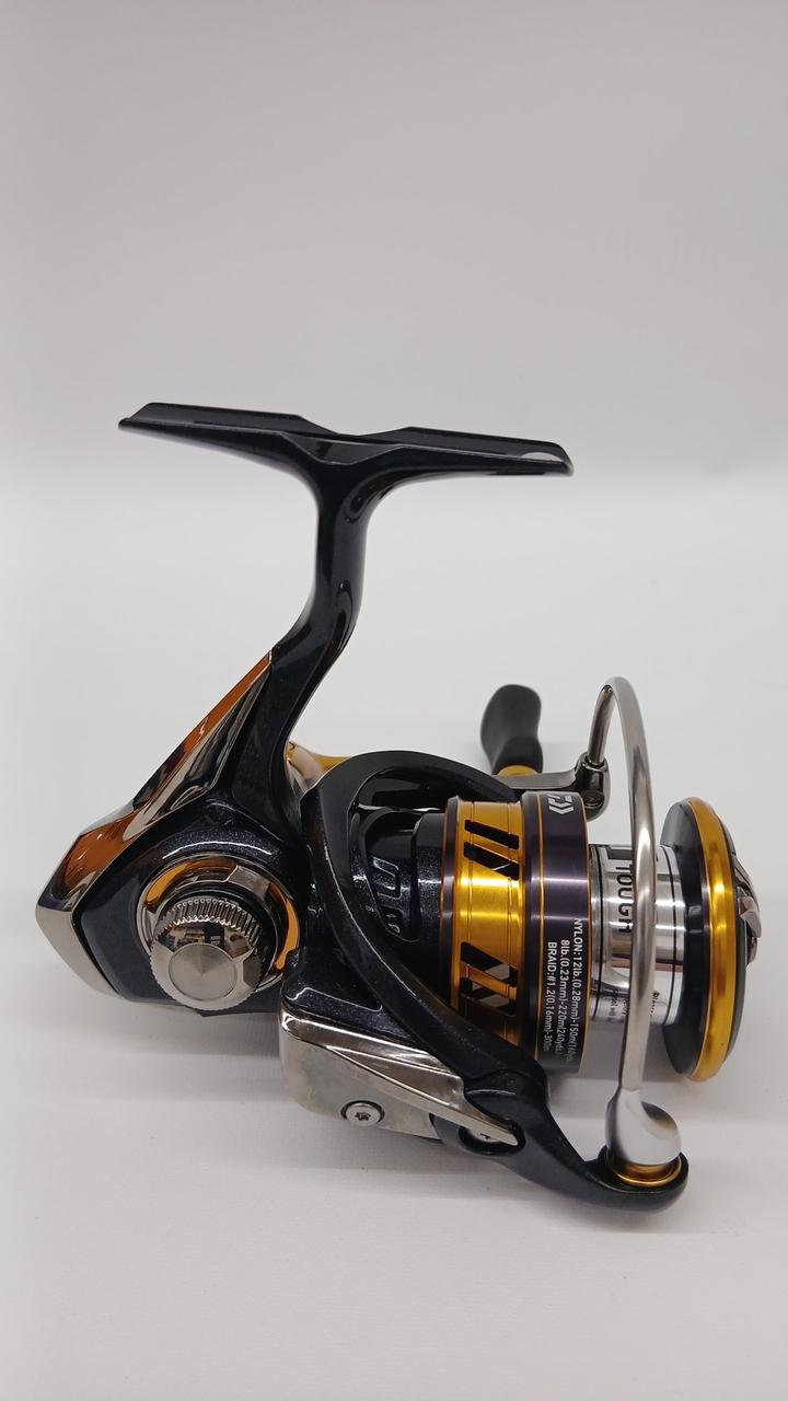 DAIWA Reel LEGASLIS LT2500D - Banzai Thrifting | BanzaiHobby