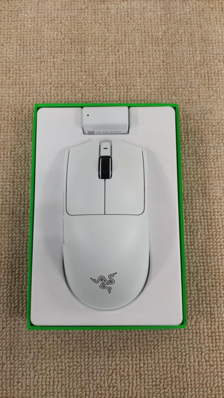 RAZER Gaming Mouse VIPER V3 PRO - Banzai Thrifting | BanzaiHobby