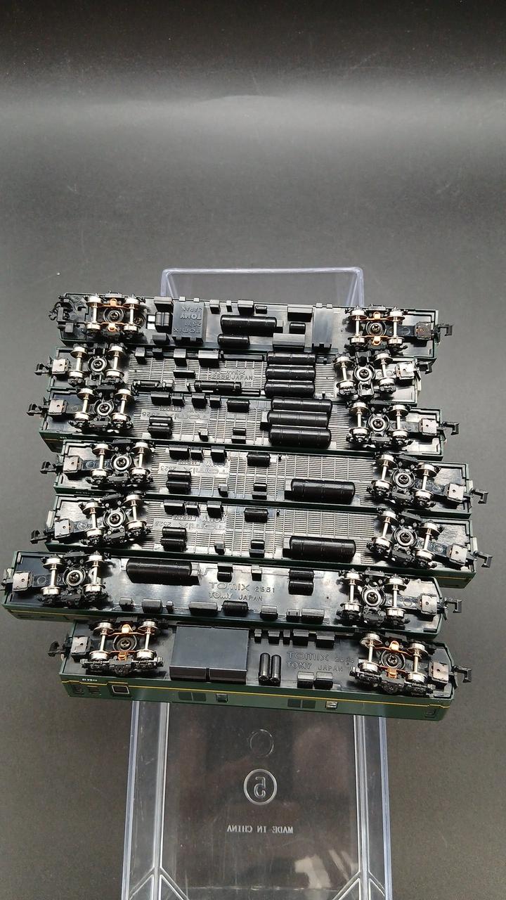 TOMIX JR 24 Series 25 Limited Express Sleeper Passenger Car Twilight Express (7 92623 - Banzai Thrifting | BanzaiHobby