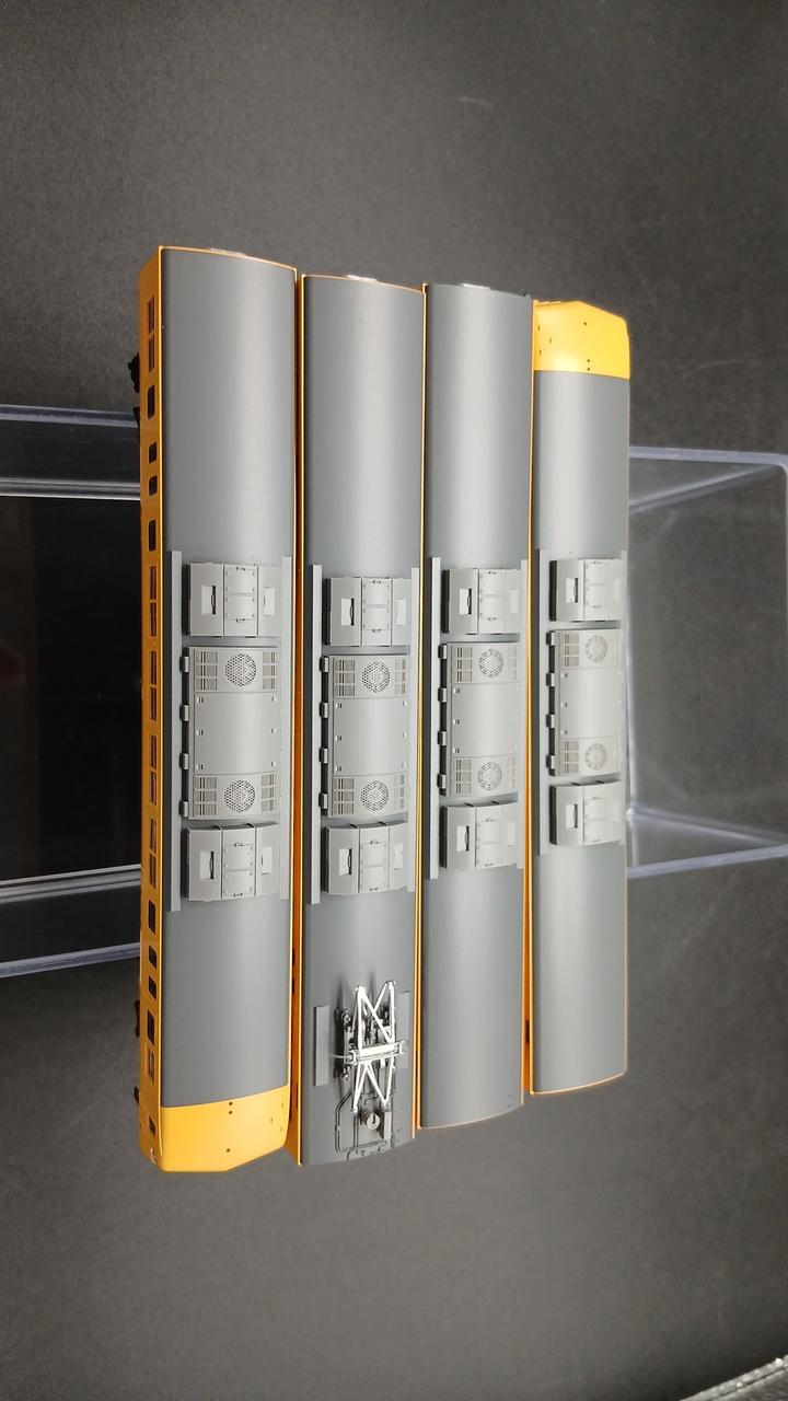 TOMIX 1/150 117-0 Series Suburban Train (Okayama Depot, Yellow) Set (Model Train) - Banzai Thrifting | BanzaiHobby