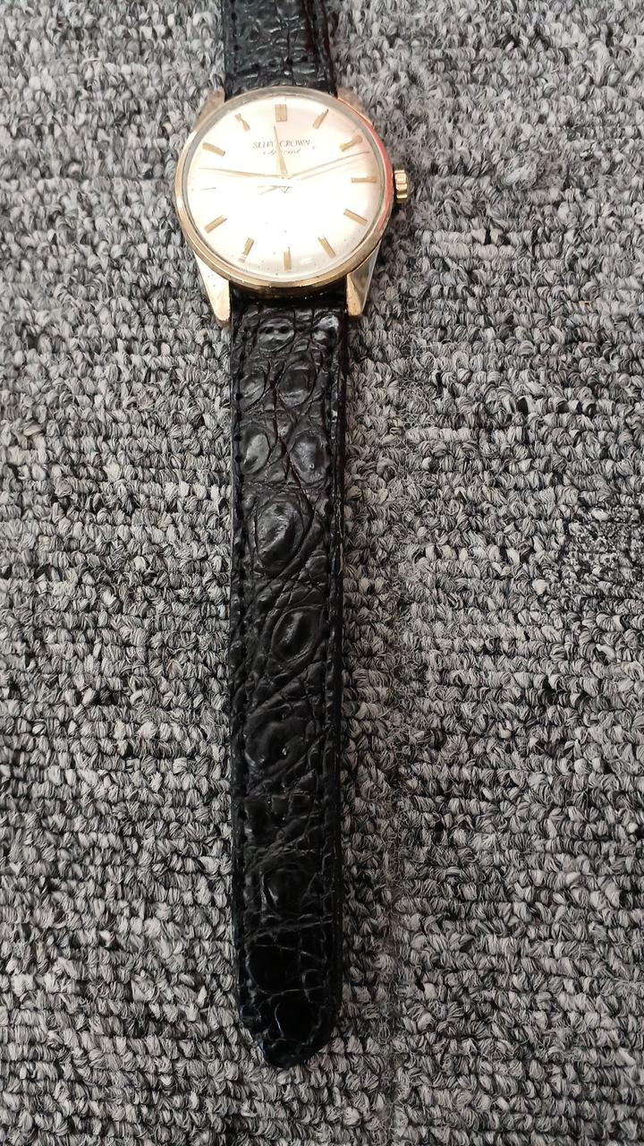 SEIKO CROWN Manual Winding Wristwatch - Banzai Thrifting | BanzaiHobby