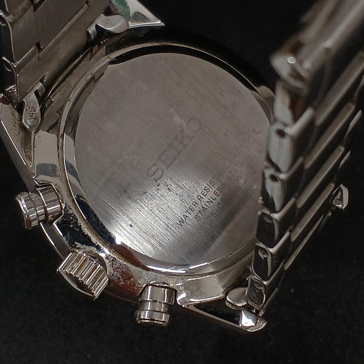 SEIKO Solar Wristwatch V175-0BJ0 - Banzai Thrifting | BanzaiHobby