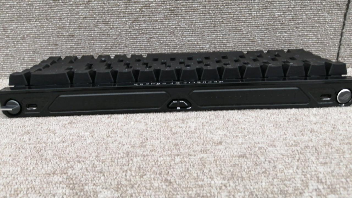 ASUS Gaming Keyboard M605 - Banzai Thrifting | BanzaiHobby