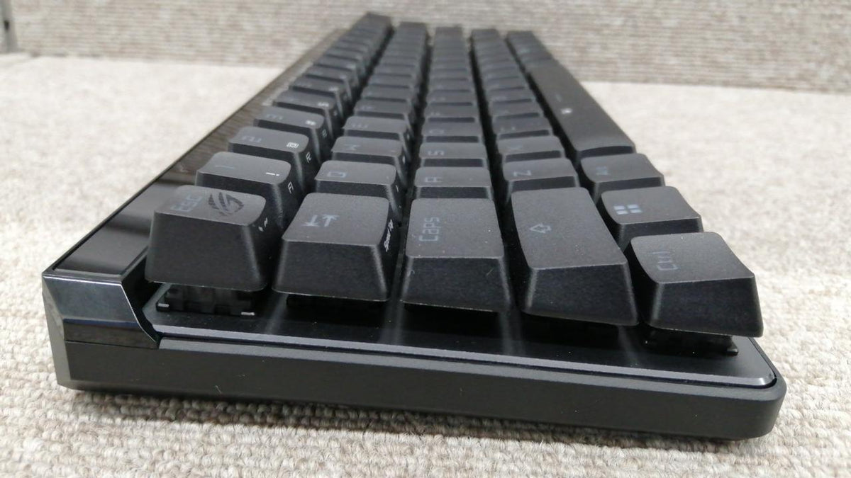 ASUS Gaming Keyboard M605 - Banzai Thrifting | BanzaiHobby