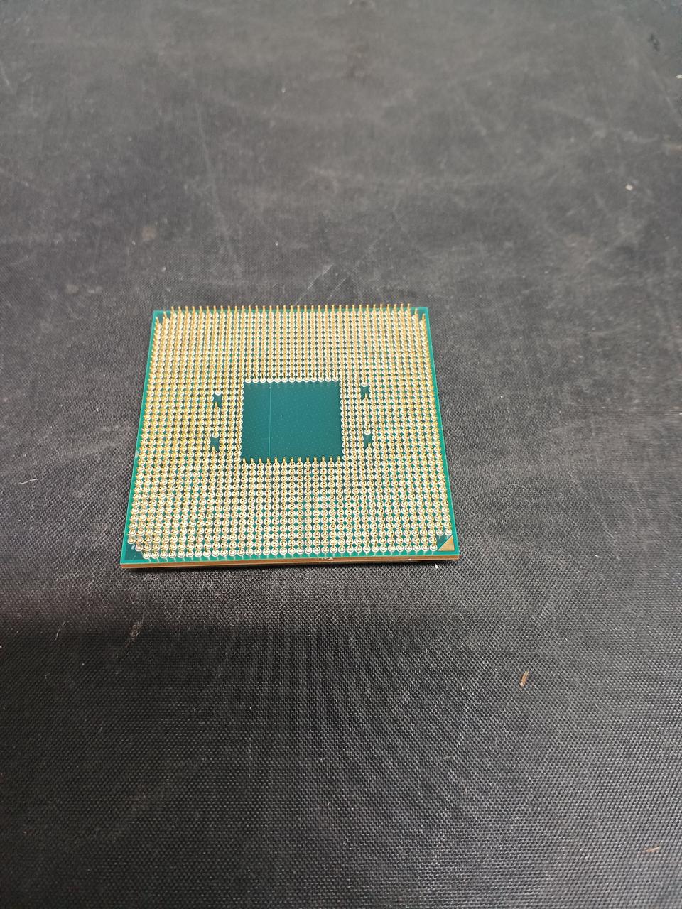 AMD CPU RYZEN7 5800X - Banzai Thrifting | BanzaiHobby