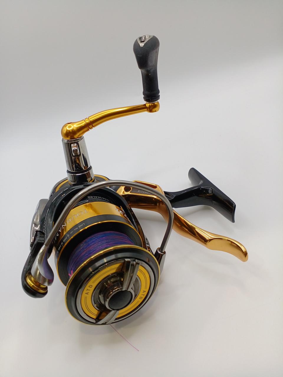 DAIWA TOURNAMENT 300XH-LBD - Banzai Thrifting | BanzaiHobby