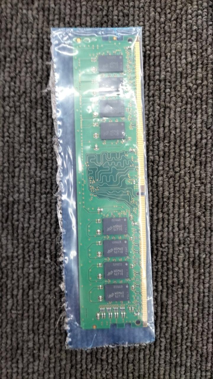 MICRON DDR4 Desktop Memory MTA16ATF2G64AZ-2G6J1 - Banzai Thrifting | BanzaiHobby